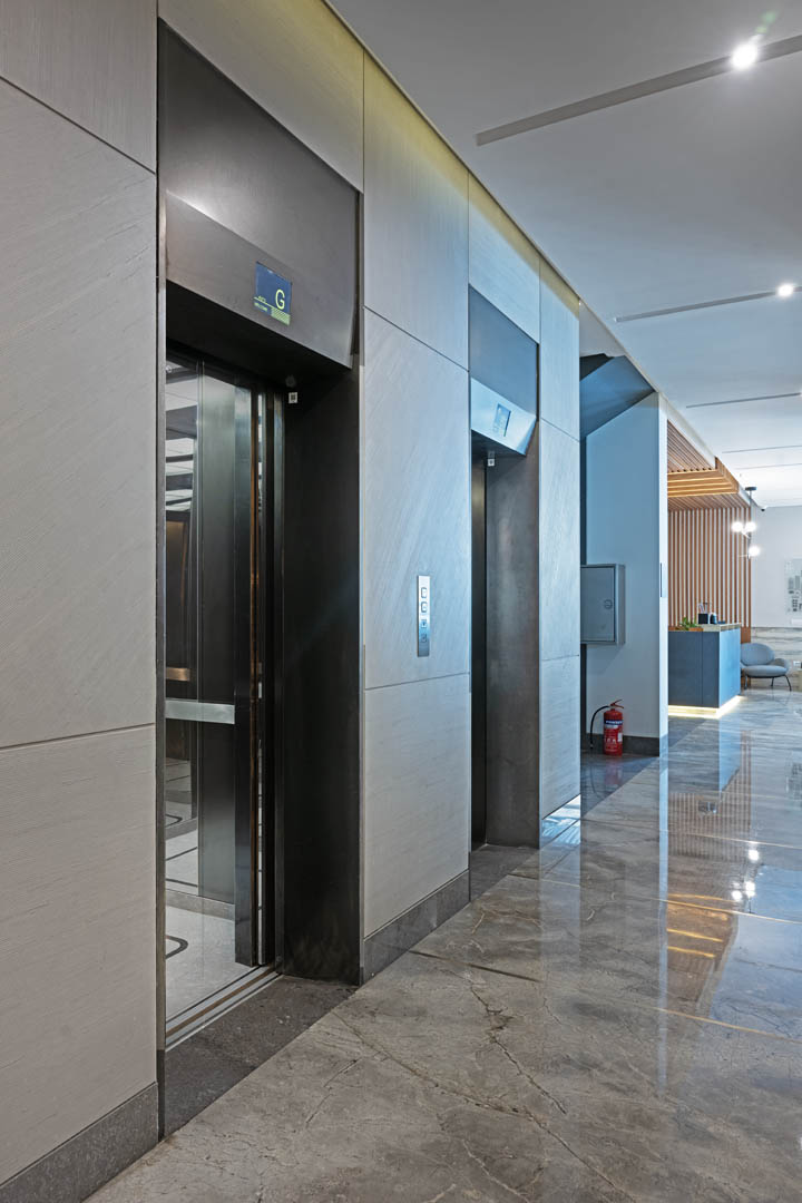 Zur Hotel hero image